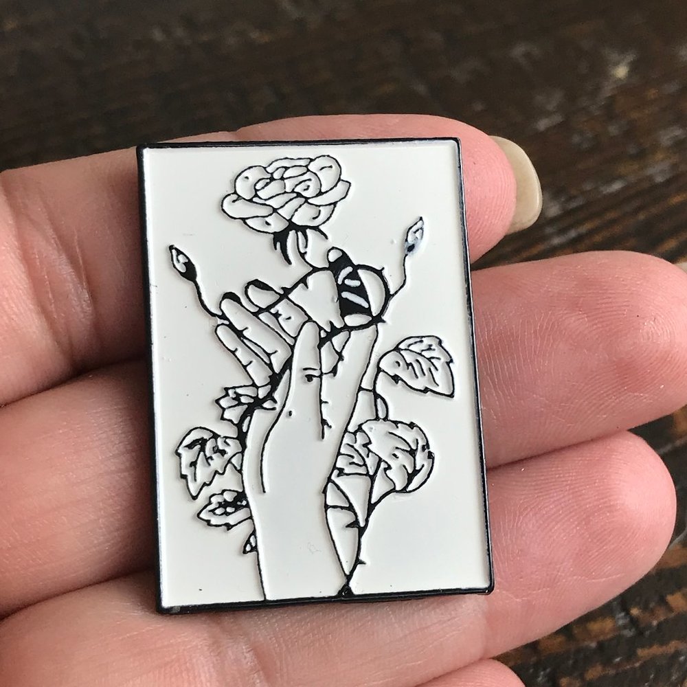 ROSES HAVE THORNS! Collectible Enamel Pin NEW! 884x1